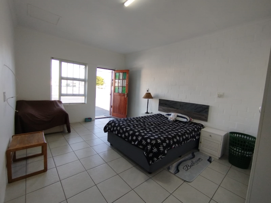 1 Bedroom Property for Sale in Country Club Western Cape